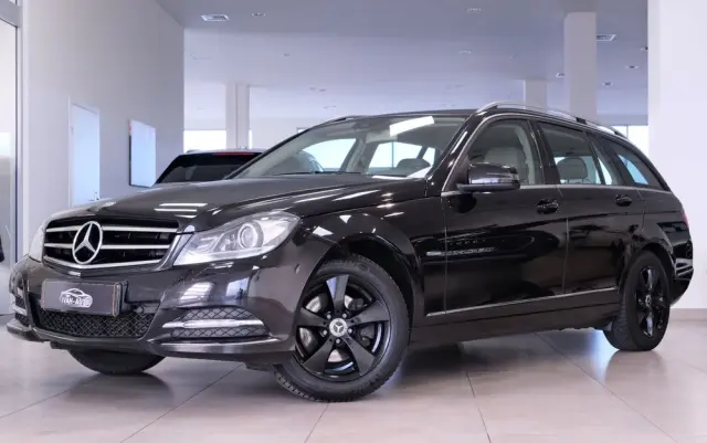 MERCEDES-BENZ Klasa C 200 CGI Automatik BlueEFFICIENCY Elegance