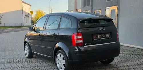 AUDI A2 