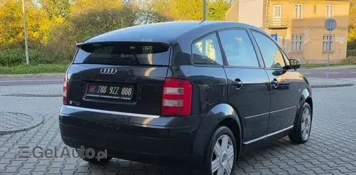 AUDI A2 