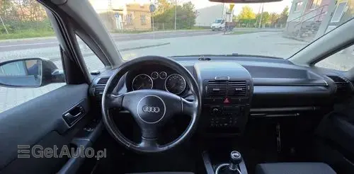 AUDI A2 