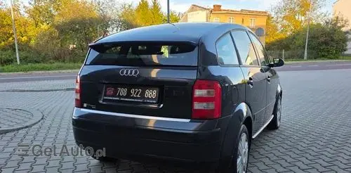 AUDI A2 