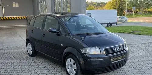 AUDI A2 