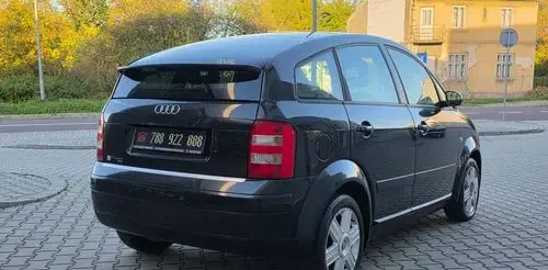 AUDI A2 