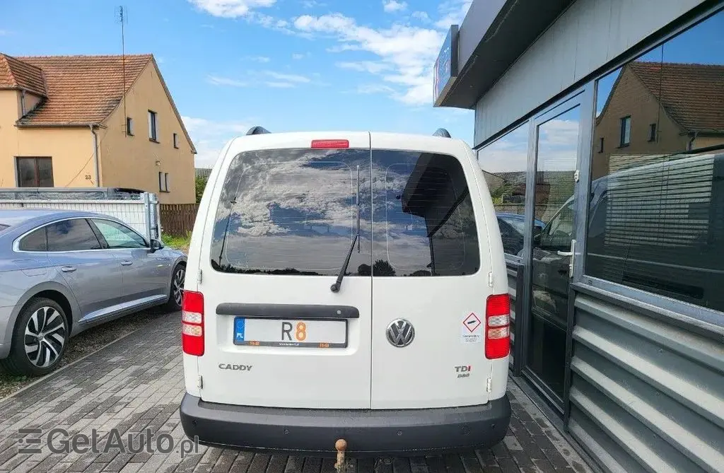 VOLKSWAGEN Caddy 