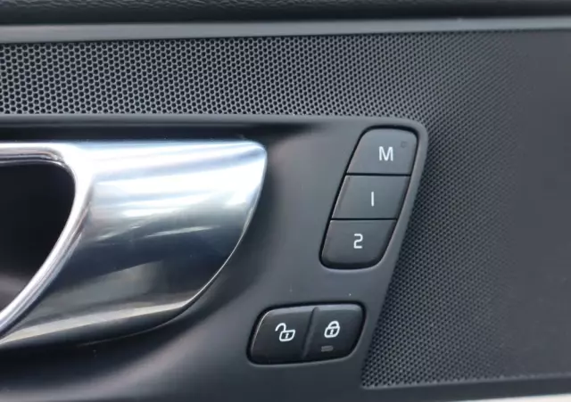 VOLVO XC 60 B4 D AWD Inscription