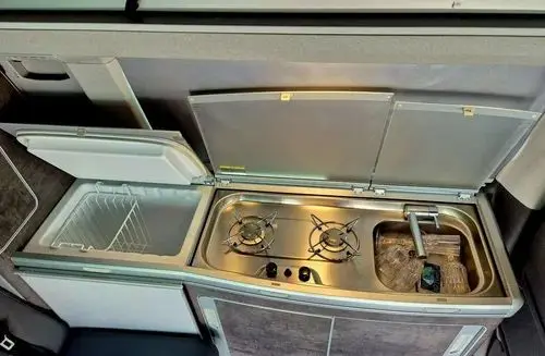 VOLKSWAGEN Caddy California 