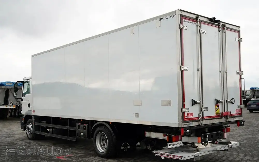 MAN TGM 12.290 / 4x2 / CHŁODNIA 7,8 M / AGREGAT THERMO KING T-1200 R / WINDA ZAŁADOWCZA / MUTLITEMPERATURA / DHOLLANDIA / SPROWADZONY 