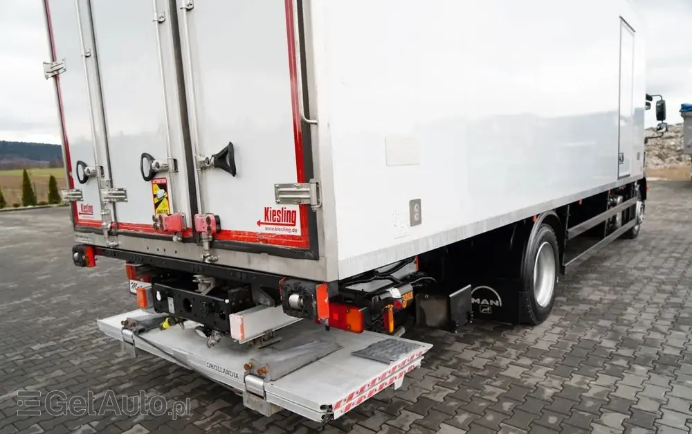 MAN TGM 12.290 / 4x2 / CHŁODNIA 7,8 M / AGREGAT THERMO KING T-1200 R / WINDA ZAŁADOWCZA / MUTLITEMPERATURA / DHOLLANDIA / SPROWADZONY 