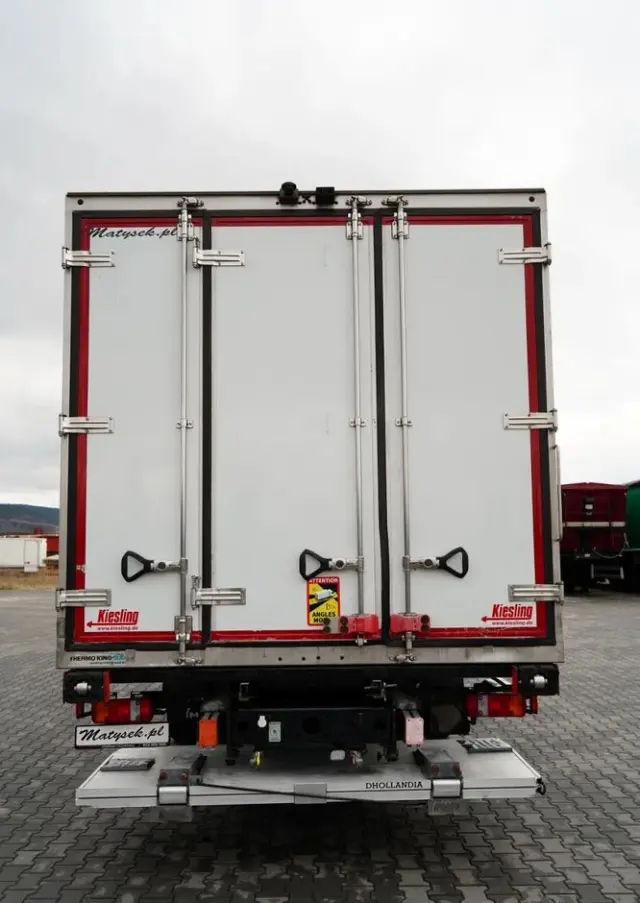 MAN TGM 12.290 / 4x2 / CHŁODNIA 7,8 M / AGREGAT THERMO KING T-1200 R / WINDA ZAŁADOWCZA / MUTLITEMPERATURA / DHOLLANDIA / SPROWADZONY 