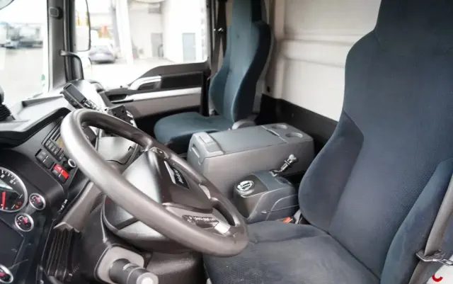 MAN TGM 12.290 / 4x2 / CHŁODNIA 7,8 M / AGREGAT THERMO KING T-1200 R / WINDA ZAŁADOWCZA / MUTLITEMPERATURA / DHOLLANDIA / SPROWADZONY 