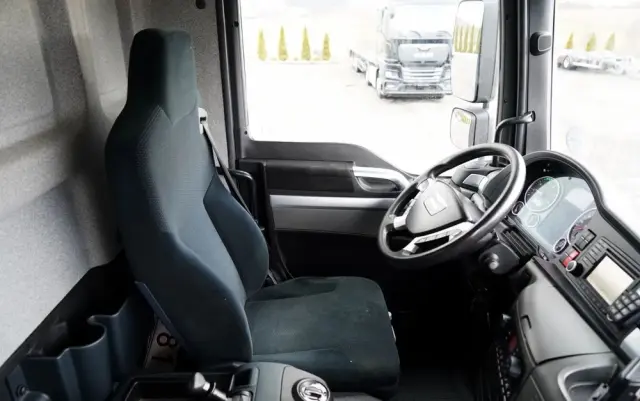 MAN TGM 12.290 / 4x2 / CHŁODNIA 7,8 M / AGREGAT THERMO KING T-1200 R / WINDA ZAŁADOWCZA / MUTLITEMPERATURA / DHOLLANDIA / SPROWADZONY 