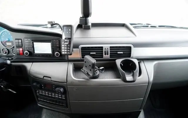 MAN TGM 12.290 / 4x2 / CHŁODNIA 7,8 M / AGREGAT THERMO KING T-1200 R / WINDA ZAŁADOWCZA / MUTLITEMPERATURA / DHOLLANDIA / SPROWADZONY 