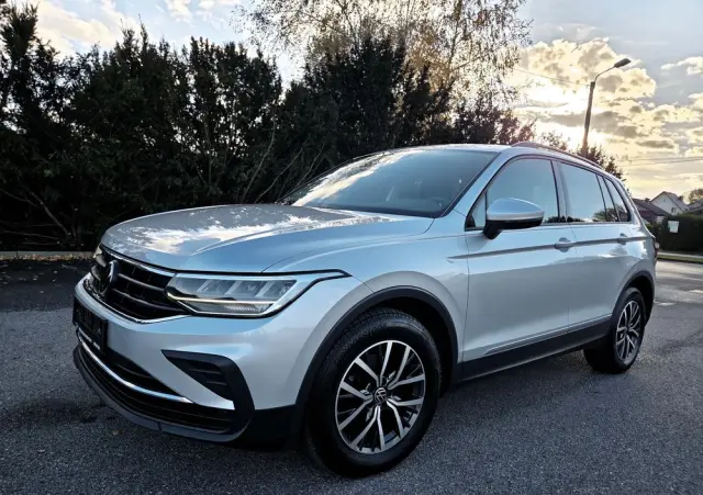 VOLKSWAGEN Tiguan 2.0 TDI SCR DSG Life
