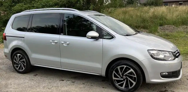 VOLKSWAGEN Sharan 2.0 TDI DSG (BlueMotion Technology) Highline