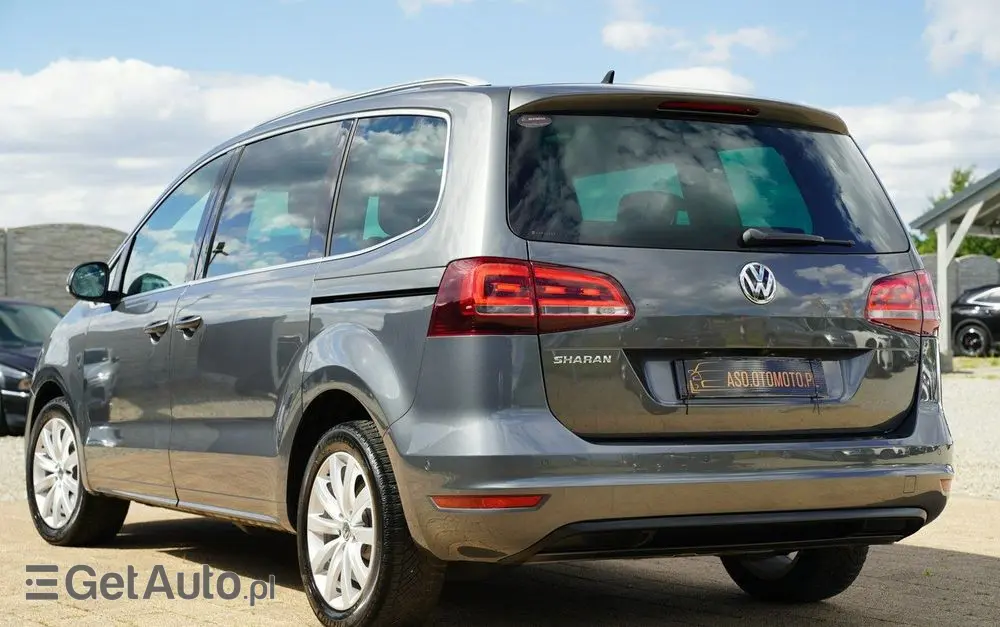 VOLKSWAGEN Sharan 