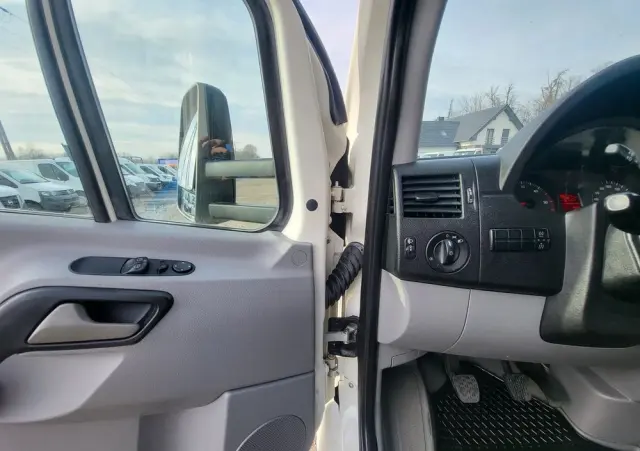 VOLKSWAGEN Crafter 2.5 tdi skrzynia 4.40m klima bez rdzy Serwisowany 