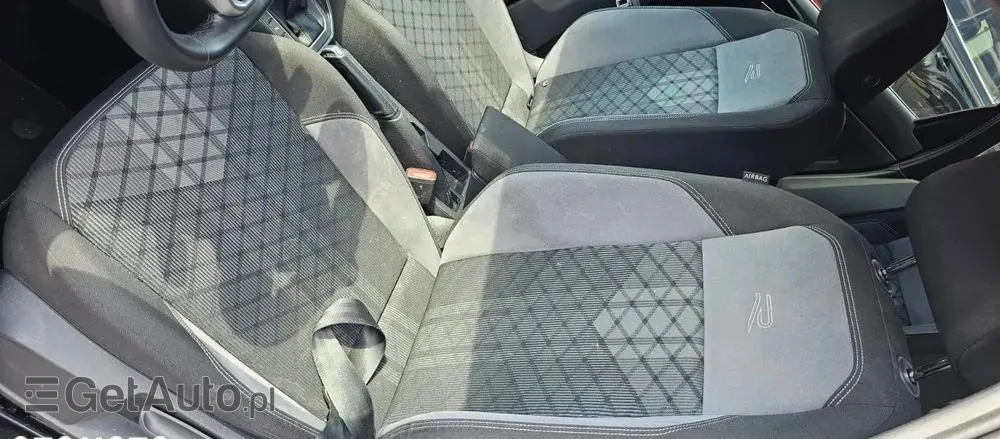 VOLKSWAGEN Polo 1.0 TSI R-Line