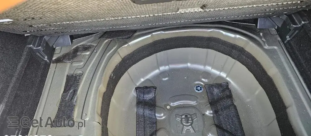 VOLKSWAGEN Polo 1.0 TSI R-Line