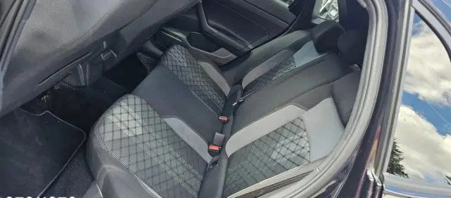 VOLKSWAGEN Polo 1.0 TSI R-Line