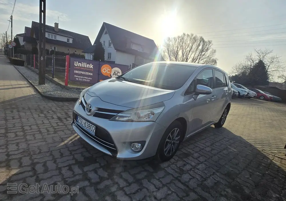 TOYOTA Verso 1.8 5-Sitzer Life