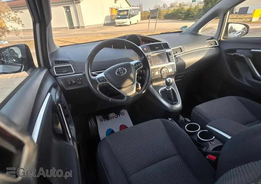 TOYOTA Verso 1.8 5-Sitzer Life