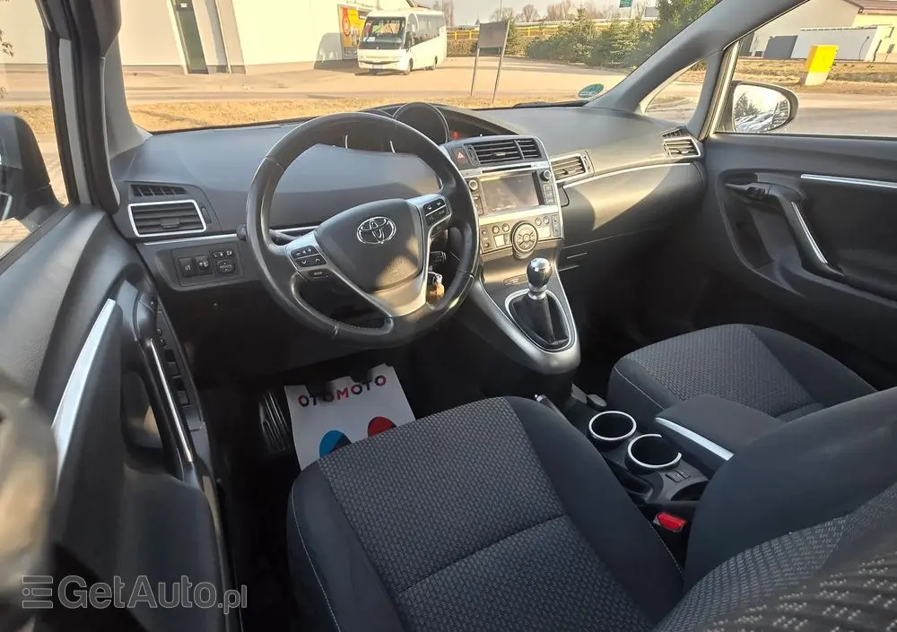 TOYOTA Verso 1.8 5-Sitzer Life