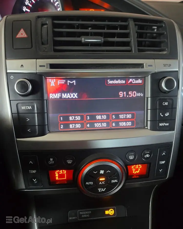 TOYOTA Verso 1.8 5-Sitzer Life