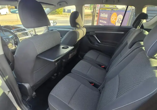 TOYOTA Verso 1.8 5-Sitzer Life