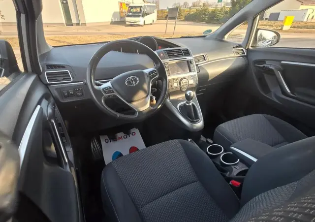 TOYOTA Verso 1.8 5-Sitzer Life