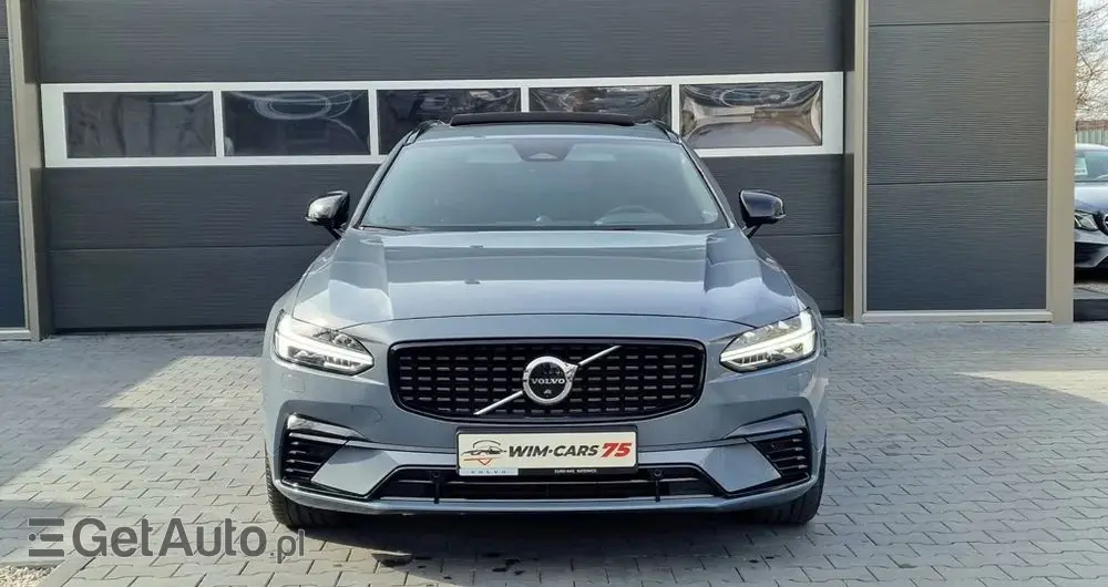 VOLVO V90 T8 AWD Plug-In Hybrid R-Design