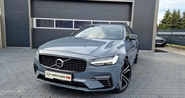 VOLVO V90 T8 AWD Plug-In Hybrid R-Design