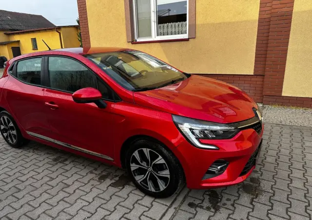 RENAULT Clio BLUE dCi 100 EVOLUTION