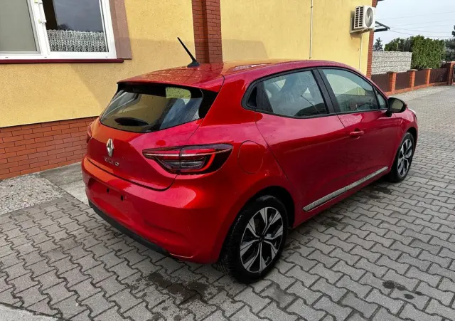 RENAULT Clio BLUE dCi 100 EVOLUTION