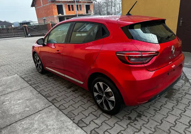 RENAULT Clio BLUE dCi 100 EVOLUTION