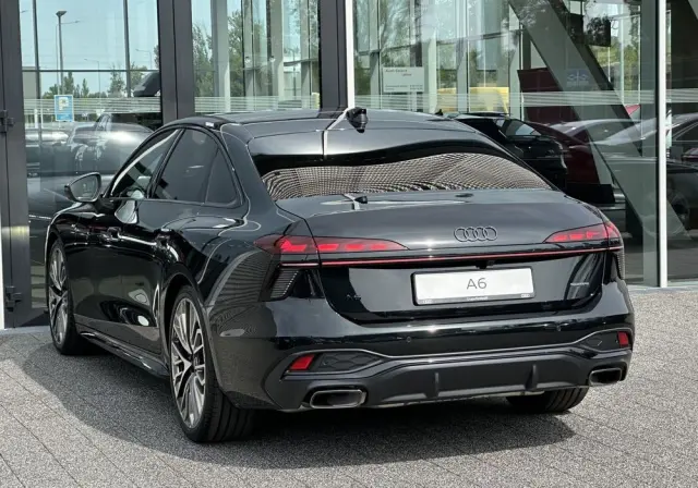 AUDI A6 Limousine 