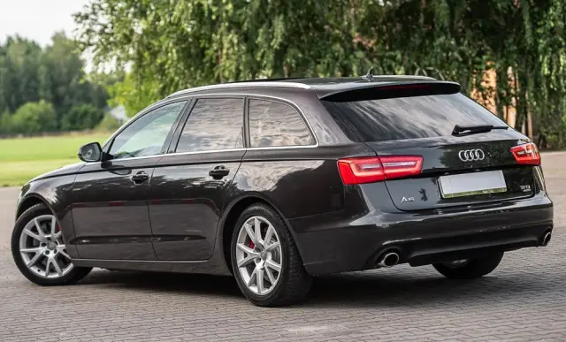 AUDI A6 Avant 