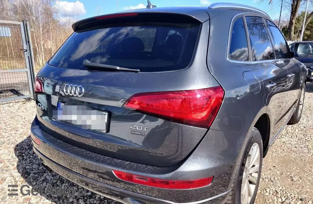 AUDI Q5 