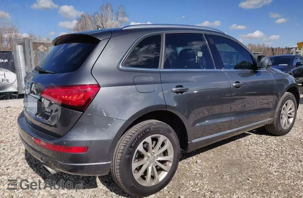 AUDI Q5 