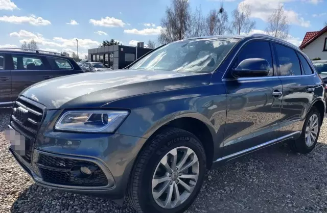 AUDI Q5 