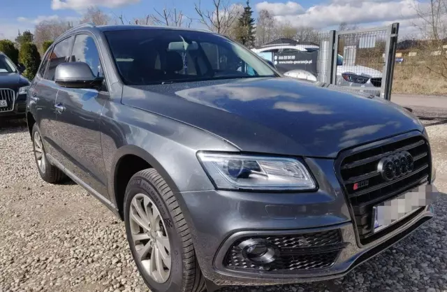 AUDI Q5 
