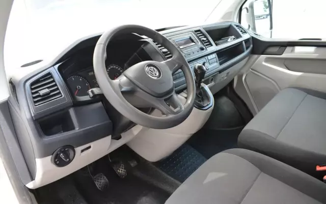 VOLKSWAGEN TRANSPORTER T6 DOKA 