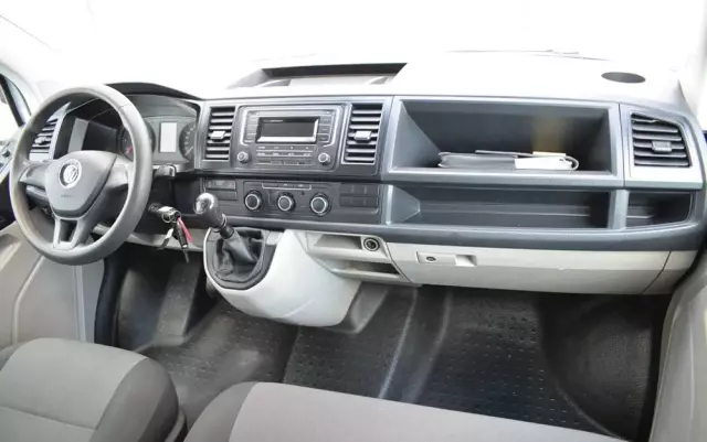 VOLKSWAGEN TRANSPORTER T6 DOKA 