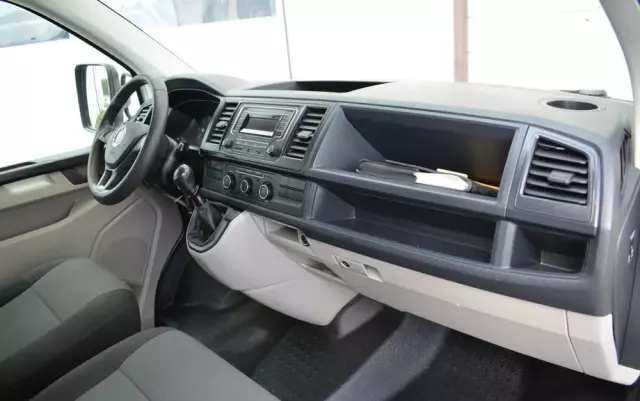 VOLKSWAGEN TRANSPORTER T6 DOKA 