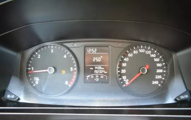 VOLKSWAGEN TRANSPORTER T6 DOKA 