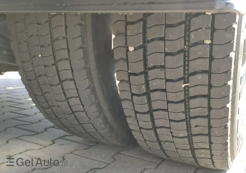 RENAULT Midlum 180.240DXI + HDS HYVA HB170E2 Udzwig 3.6Tony 