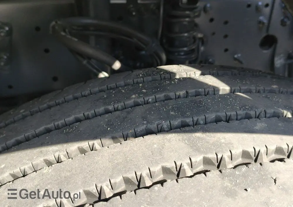 RENAULT Midlum 180.240DXI + HDS HYVA HB170E2 Udzwig 3.6Tony 