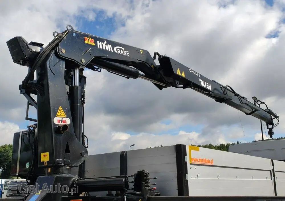 RENAULT Midlum 180.240DXI + HDS HYVA HB170E2 Udzwig 3.6Tony 