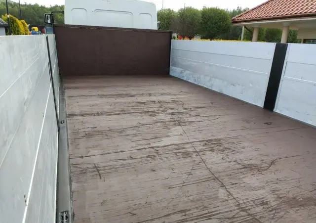 RENAULT Midlum 180.240DXI + HDS HYVA HB170E2 Udzwig 3.6Tony 