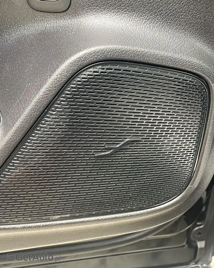 MERCEDES-BENZ GLB 200 d Progressive 8G-DCT