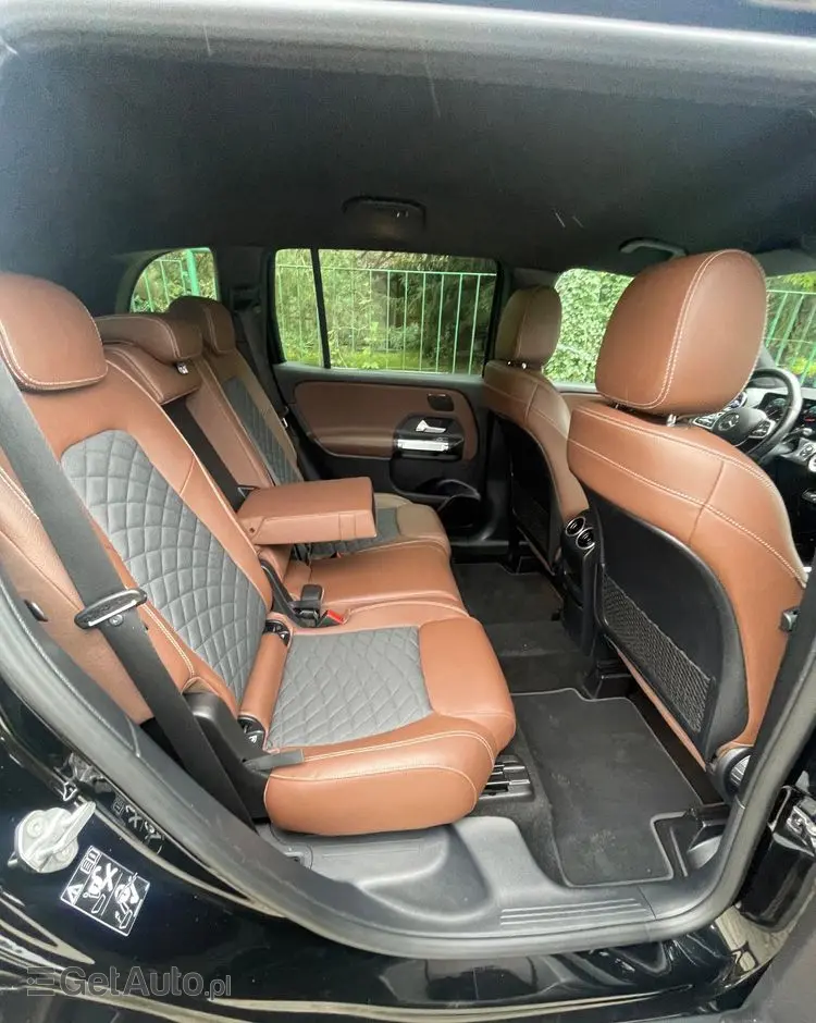 MERCEDES-BENZ GLB 200 d Progressive 8G-DCT